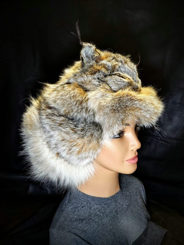 Alaskan Lynx Mountain Man Hat With Face - Image 3